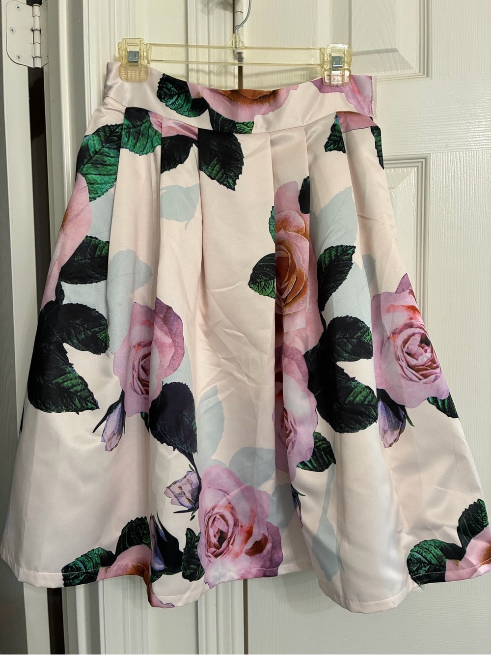 Leia Rose Print Midi Skirt Size Small
